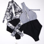 مایو زنانه یک تکه کاپدار پاپیلون Papillon کد 1122