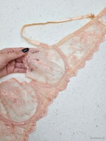 ست بند جوراب و شورت و سوتین توری ژینا Jina فنردار گلبهی کد 1300