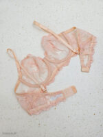 ست بند جوراب و شورت و سوتین توری ژینا Jina فنردار گلبهی کد 1300