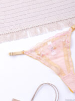 ست شورت و سوتین فنردار توری ژینا Jina صورتی طرح B کد 1007