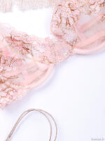 ست شورت و سوتین فنردار توری ژینا Jina بژ کد 1600