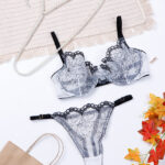 ست شورت و سوتین فنردار توری ژینا Jina سفید مشکی کد 1148