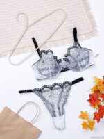 ست شورت و سوتین فنردار توری ژینا Jina سفید مشکی کد 1148