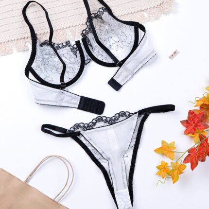 ست شورت و سوتین فنردار توری ژینا Jina سفید مشکی کد 1148