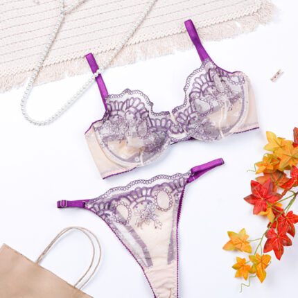 ست شورت و سوتین فنردار توری ژینا Jina کرم بنفش کد 1148