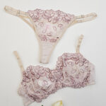 ست بند جوراب و شورت و سوتین فنردار توری Bereta برتا کد 4030CW