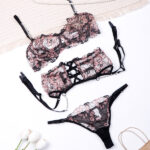 ست بند جوراب و شورت و سوتین توری فنردار Bereta برتا کد 4040B