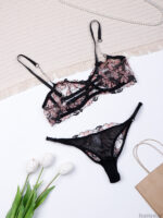 ست بند جوراب و شورت و سوتین توری فنردار Bereta برتا کد 4040B