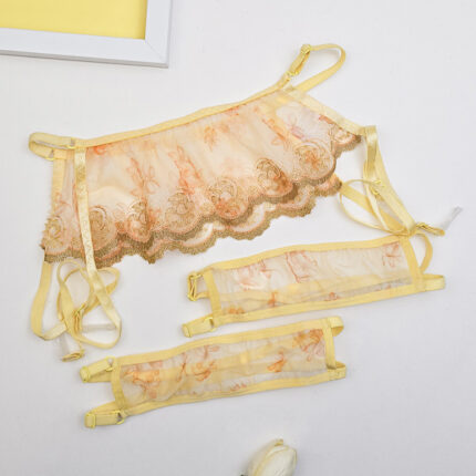 ست گارتر و بند جوراب و شورت و سوتین Pedli پدلی گلدوزی کد P301