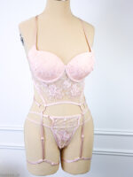 ست شورت و برالت سه تکه دانتل فنردار Bereta برتا گلدوزی کد 6500P