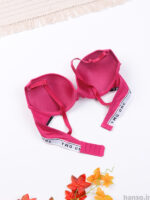 سوتین اسفنجی فنردار کد 719 به صورت نیم کاپ طراحی شده، که دارای اسفنج و فنر و بدون جک می‌باشد و باعث حجم دهی به سینه ها می‌شود، این محصول تنخور بسیار زیبایی دارد.