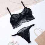 ست شورت و سوتین نیمه بلند فنردار توری Bereta برتا کد 4088AB