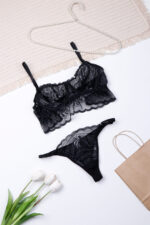 ست شورت و سوتین نیمه بلند فنردار توری Bereta برتا کد 4088AB