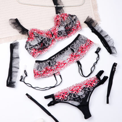 ست بند جوراب و شورت و سوتین چهار تیکه فنردار توری Bereta برتا کد 4030RB