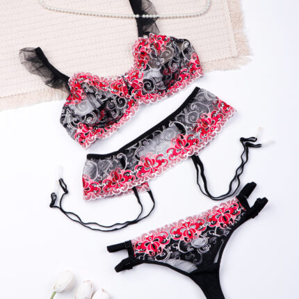 ست بند جوراب و شورت و سوتین چهار تیکه فنردار توری Bereta برتا کد 4030RB