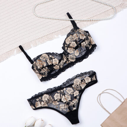 ست شورت و سوتین فنردار توری Bereta برتا کد 2420MZ