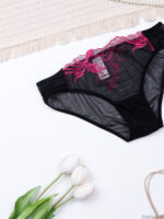 ست شورت و سوتین فنردار توری Bereta برتا کد 2020EB