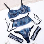 ست بند جوراب و شورت و سوتین چهار تیکه فنردار توری Bereta برتا کد 4041BLL