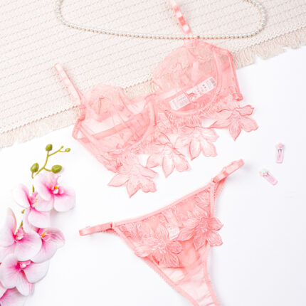 ست شورت و سوتین فنردار توری Bereta برتا کد 2442CO