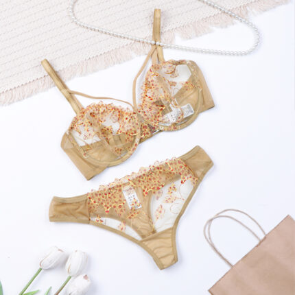 ست شورت و سوتین فنردار توری Bereta برتا کد 2020PG