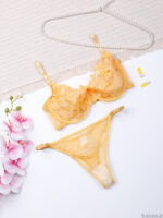 ست شورت و سوتین فنردار توری Bereta برتا کد 2020G