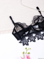 ست شورت و سوتین فنردار توری Bereta برتا کد 2442B