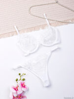 ست شورت و سوتین فنردار توری Bereta برتا کد 2020TS