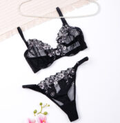 ست شورت و سوتین فنردار توری Bereta برتا کد 2020JS