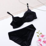 ست شورت و سوتین کاپدار نخی کبریتی فنردار میسا Misa کد 9045