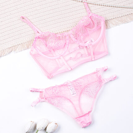 ست شورت و سوتین نیمه بلند فنردار توری Bereta برتا کد 2062PP