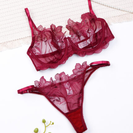 ست شورت و سوتین فنردار توری Bereta برتا کد 2420DJ