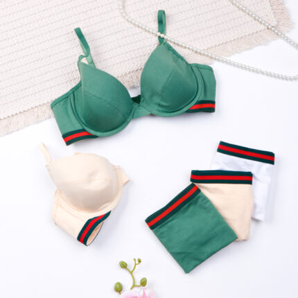 ست شورت و سوتین کاپدار نخی فنردار میسا Misa کد 9030