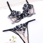 ست شورت و سوتین فنردار توری Bereta برتا کد 2020RB