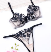 ست شورت و سوتین فنردار توری Bereta برتا کد 2020RB